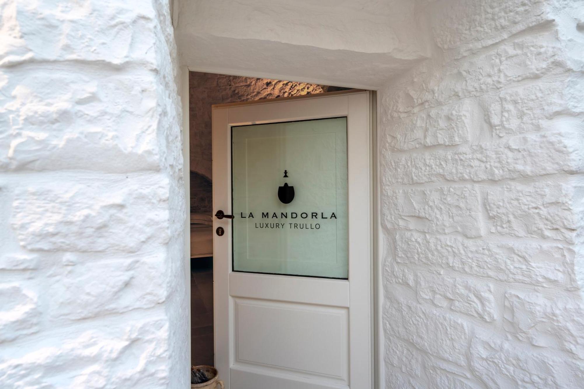 Bed and Breakfast La Mandorla Luxury Trullo Alberobello Exteriér fotografie